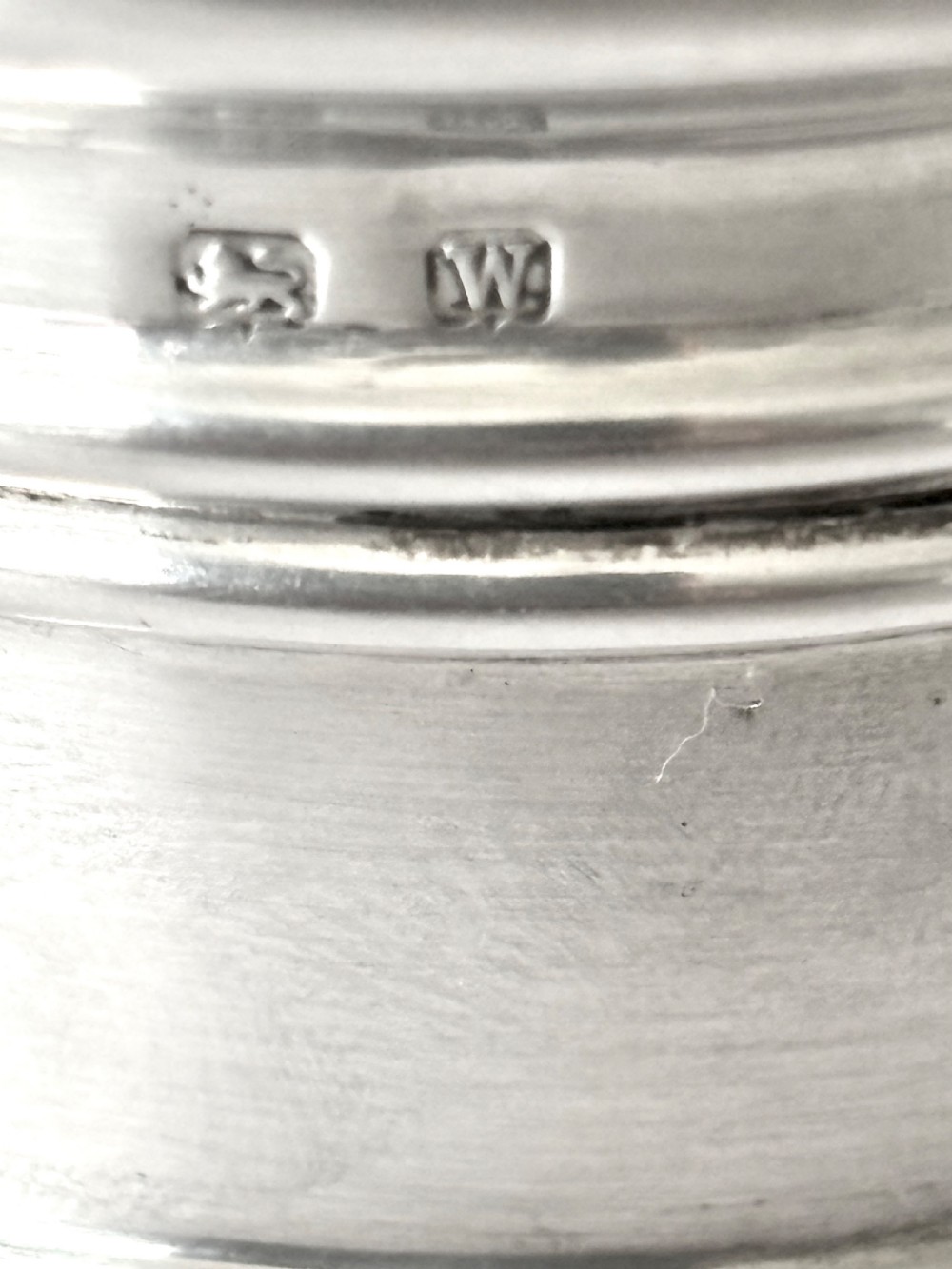 George V ART DECO Silver Dressing Table Box Ring Trinket William Griffiths 1921 View XI