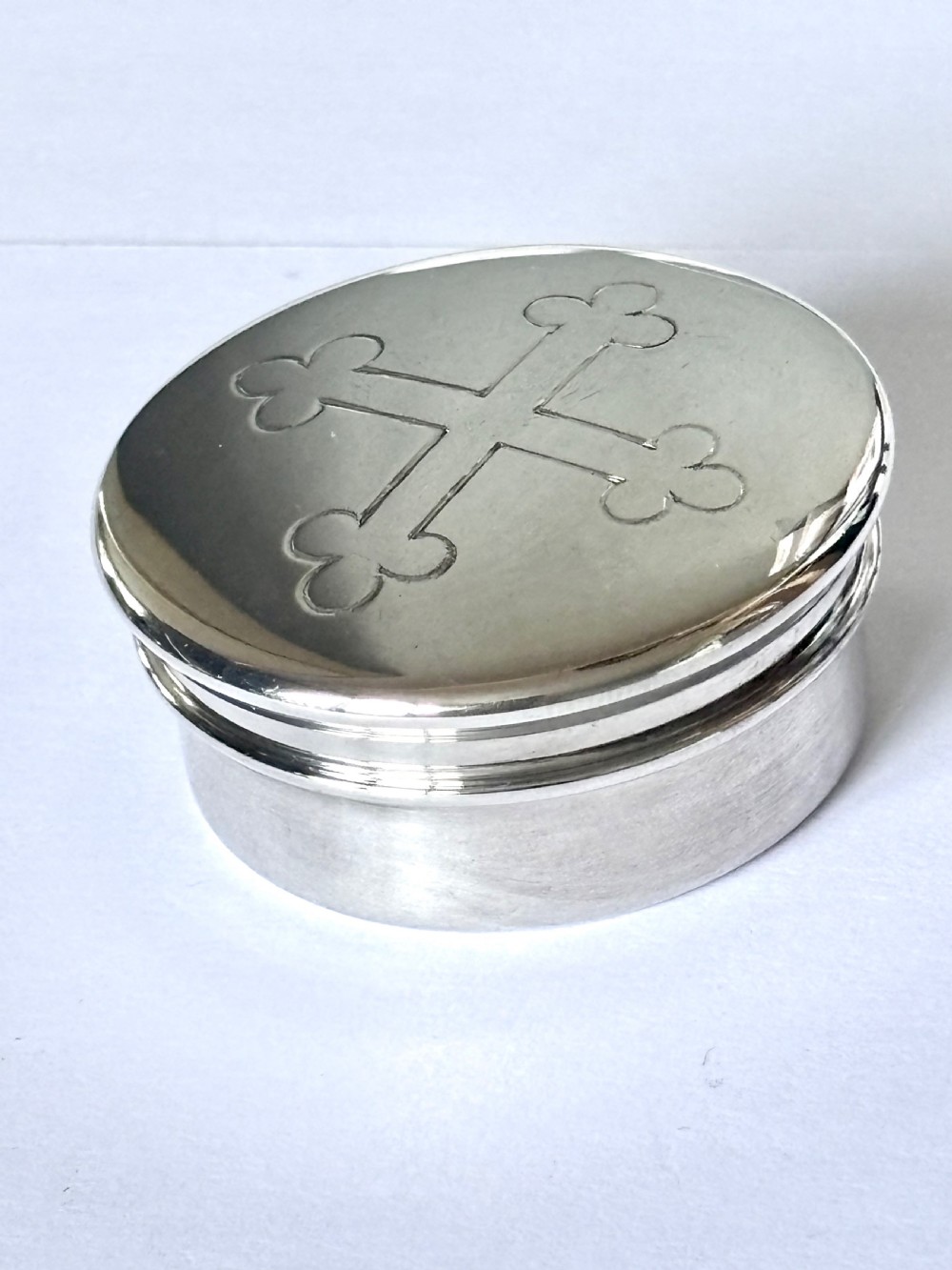 Antique Ecclesiastical Silver Gilt PYX Box Cross AR Mowbray & Co London 1934
