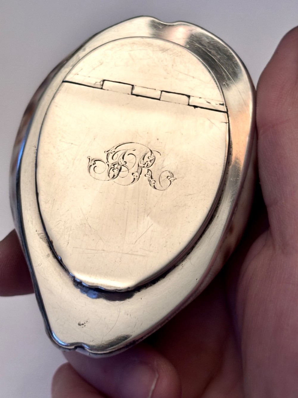 George III Scottish Provincial Silver Cowrie Shell Snuff Box ROBERT KEAY PERTH c1800 View V