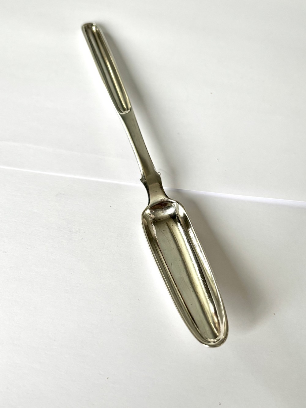 William IV Silver Double-ended Fiddle Pattern Marrow Scoop Benjamin Davis 1831