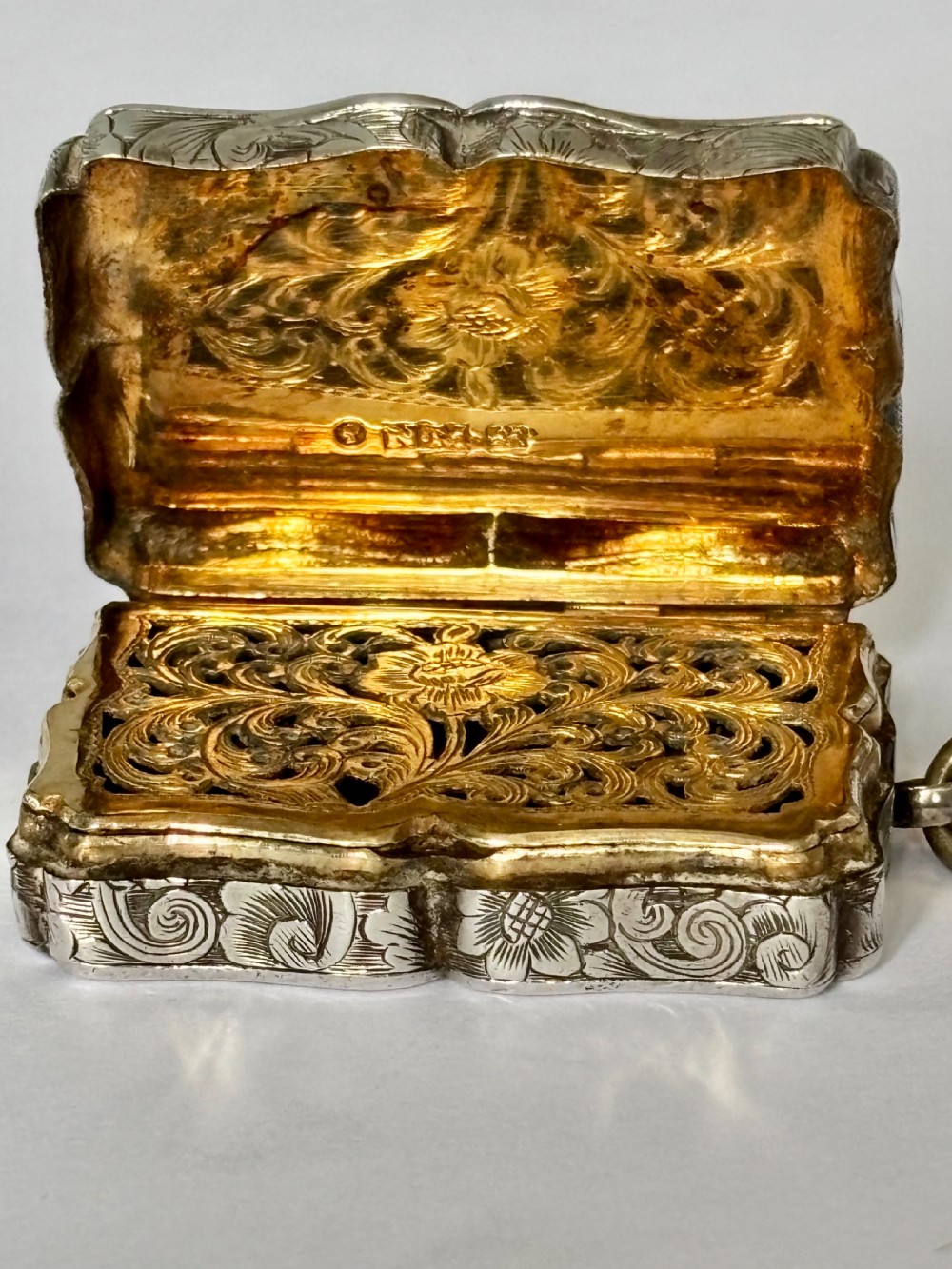 Antique Silver Gilt EARLY Victorian Vinaigrette NATHANIEL MILLS Birmingham 1840