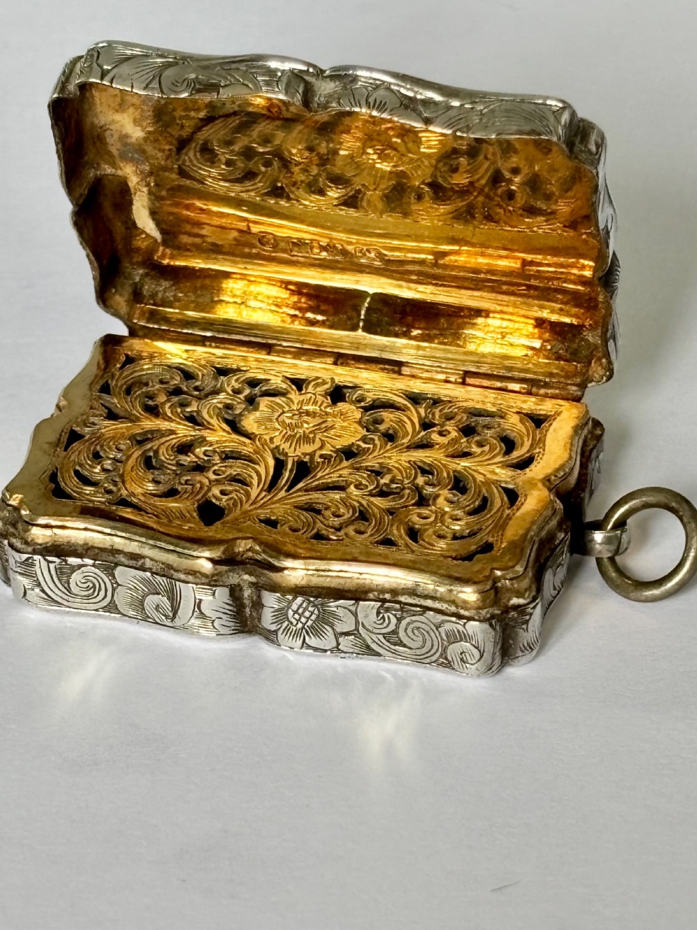 Antique Silver Gilt EARLY Victorian Vinaigrette NATHANIEL MILLS Birmingham 1840 View XI