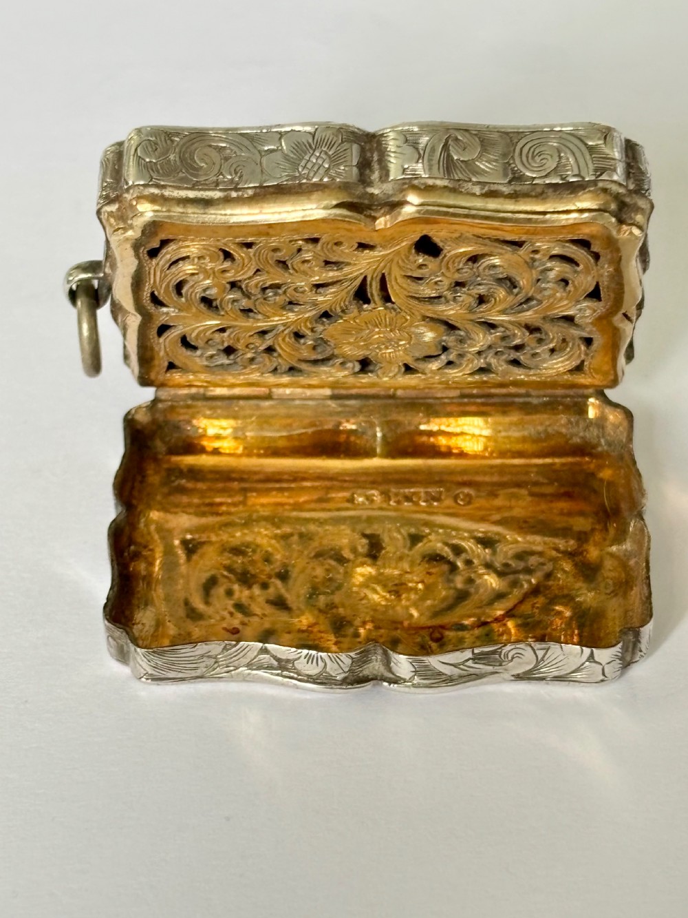 Antique Silver Gilt EARLY Victorian Vinaigrette NATHANIEL MILLS Birmingham 1840 View XIV