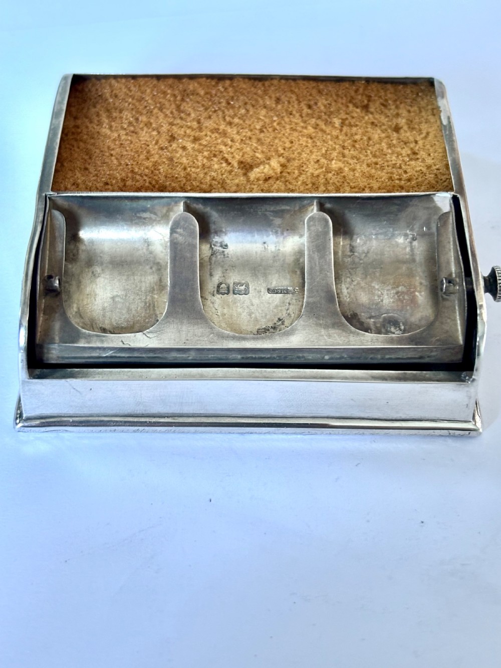 SAMPSON MORDAN Late Victorian Triple Stamp Holder Box with Sponge London 1901 View IV
