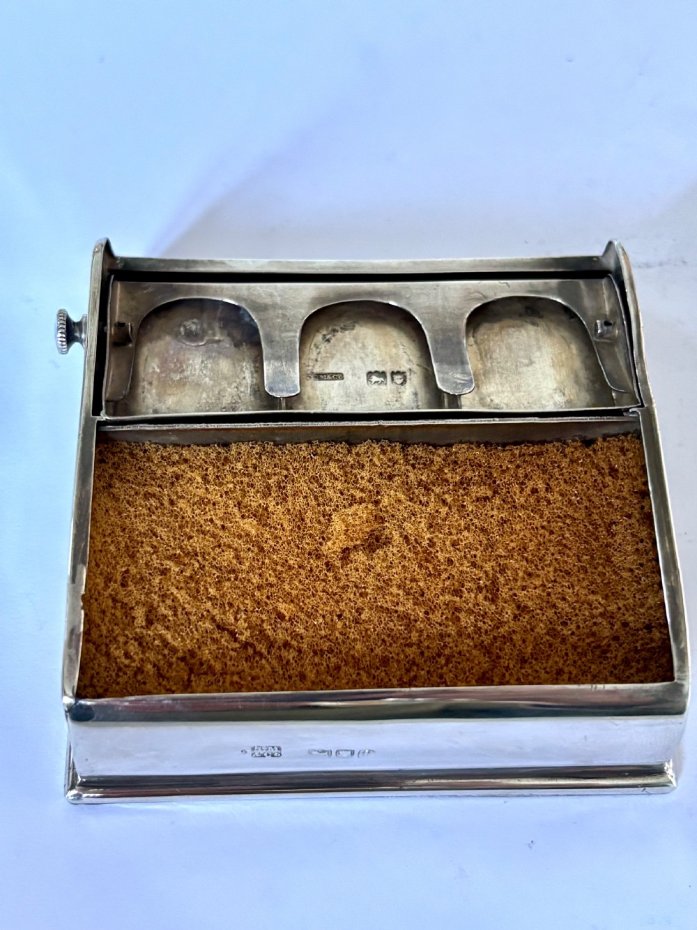 SAMPSON MORDAN Late Victorian Triple Stamp Holder Box with Sponge London 1901 View XIV