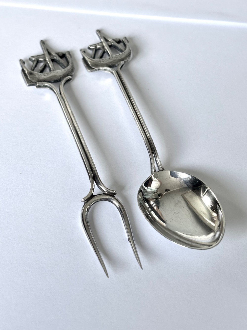 Antique Scottish IONA Silver Spoon & Pickle fork GILMOUR & WATSON Glasgow 1913