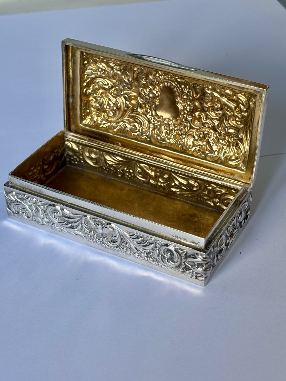 Antique Silver Dressing Table Trinket Box GOLDSMITHS & SILVERSMITHS London 1924 View II