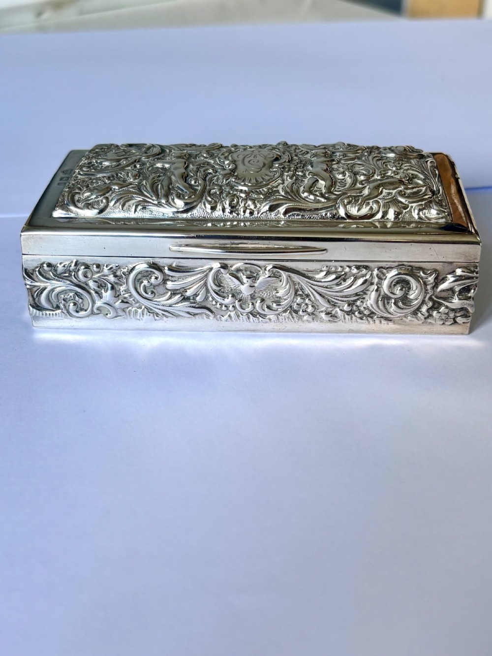 Antique Silver Dressing Table Trinket Box GOLDSMITHS & SILVERSMITHS London 1924 View XII