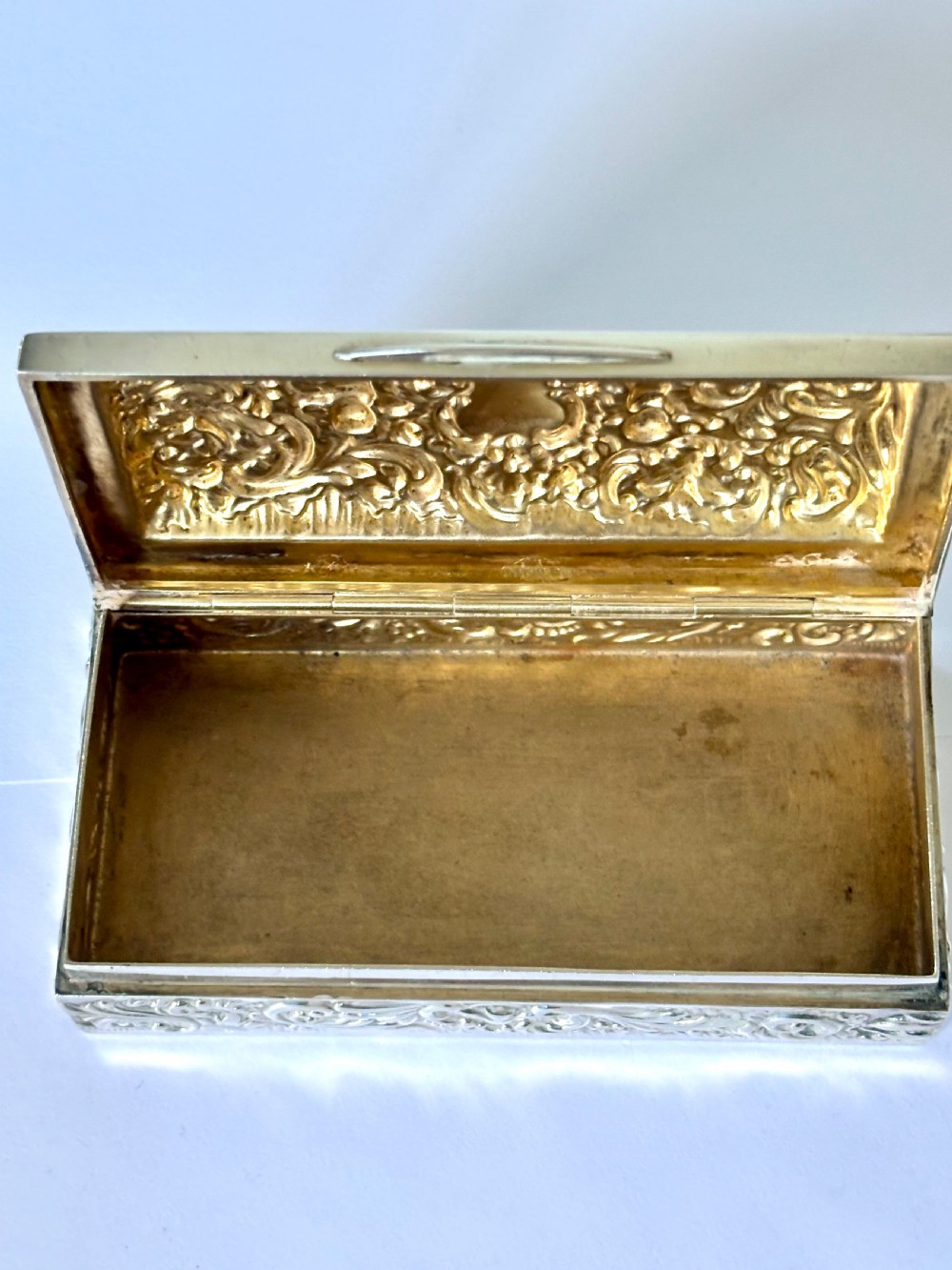 Antique Silver Dressing Table Trinket Box GOLDSMITHS & SILVERSMITHS London 1924 View XVI