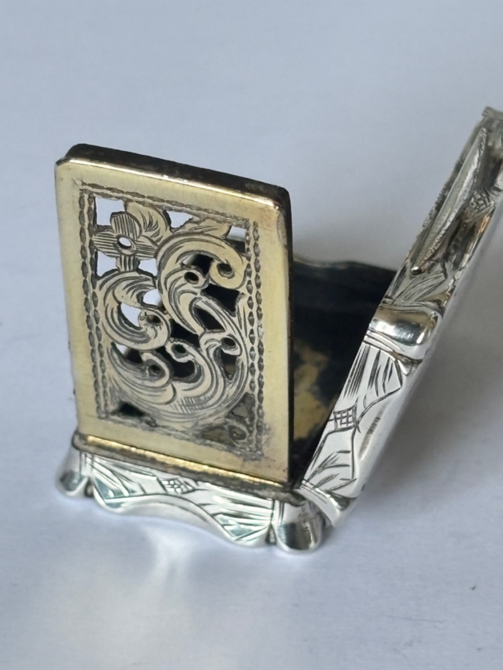 Antique Silver Gilt Victorian Vinaigrette Birmingham 1857 Edward Smith View X