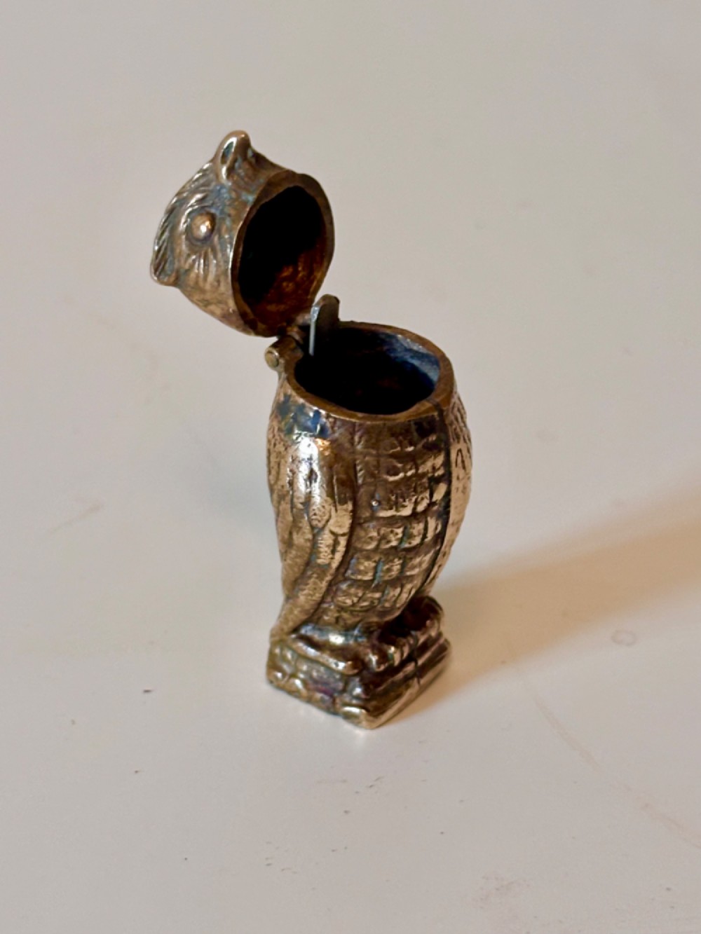 Antique NOVELTY Brass OWL Vesta Case Match Safe Case View X