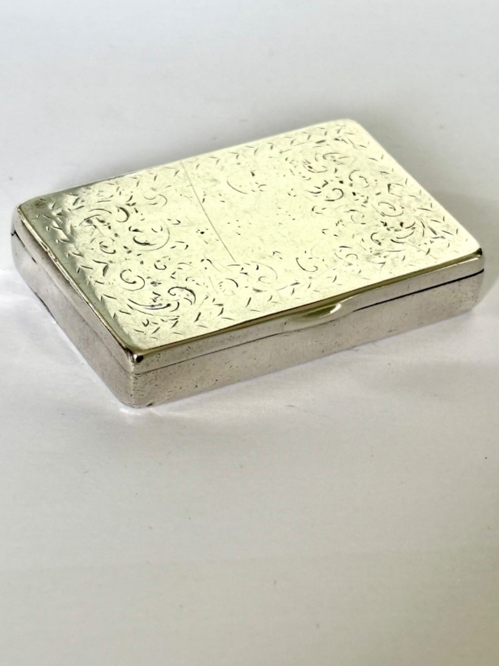 Antique Silver Victorian Snuff Box JAMES WALTER TIPTAFT Birmingham 1891 View III