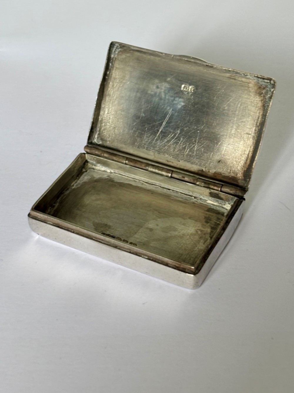 Antique Silver Victorian Snuff Box JAMES WALTER TIPTAFT Birmingham 1891 View VI