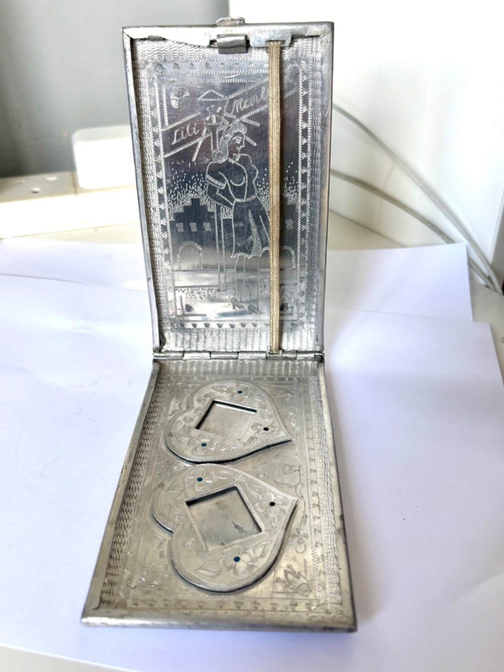 WWII POW North AFRICA EGYPT Aluminium Cigarette Case MOSQUE SPHINX LILI MARLEEN View III