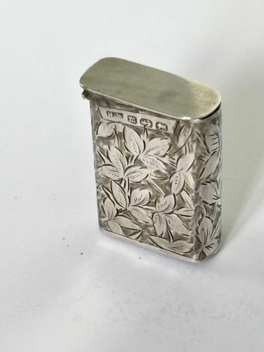 Victorian Silver Flip Top Vesta Case HENRY WILLIAMSON BIRMINGHAM 1886 View III