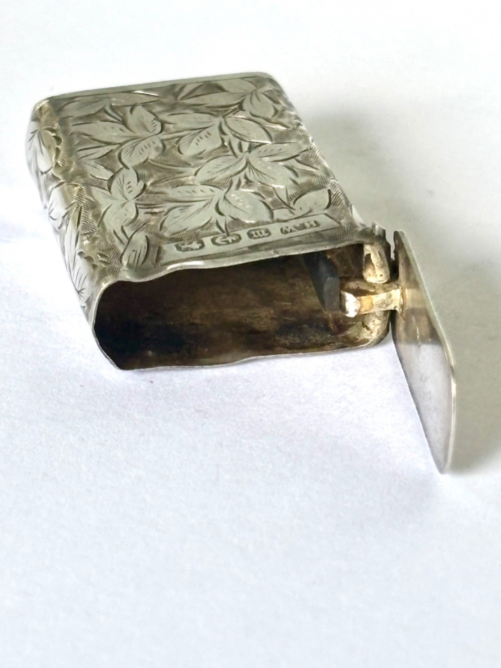 Victorian Silver Flip Top Vesta Case HENRY WILLIAMSON BIRMINGHAM 1886 View VI
