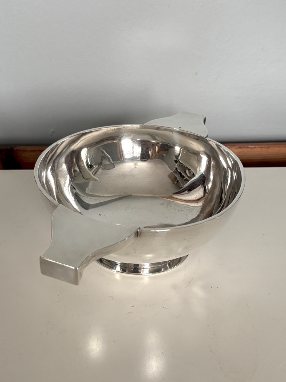 LARGE SCOTTISH SILVER QUAICH HAMILTON & INCHES EDINBURGH 1920 24cm 9.5inch 358g View XIII