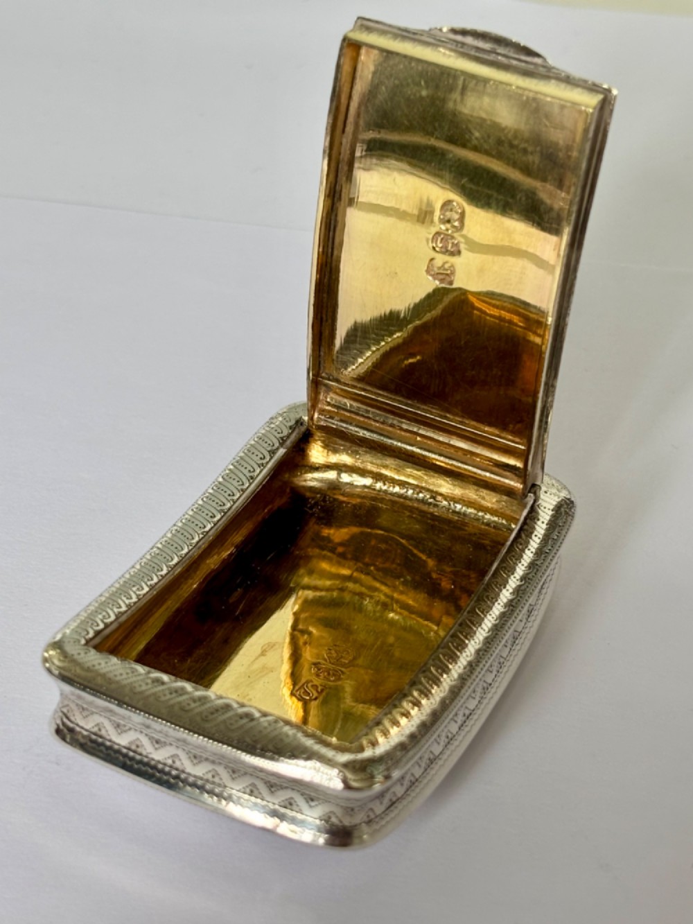 EXQUISITE George III Silver Gilt Snuff Box JOHN THROPP Birmingham 1816 GEORGIAN View VI