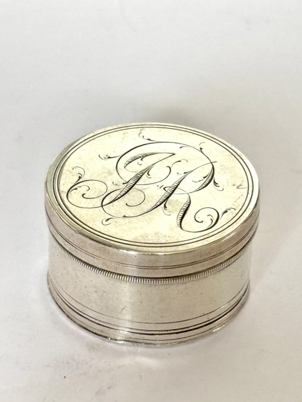 George III Sterling Silver PATCH PILL PYX Box LONDON c1790’s Maker RC