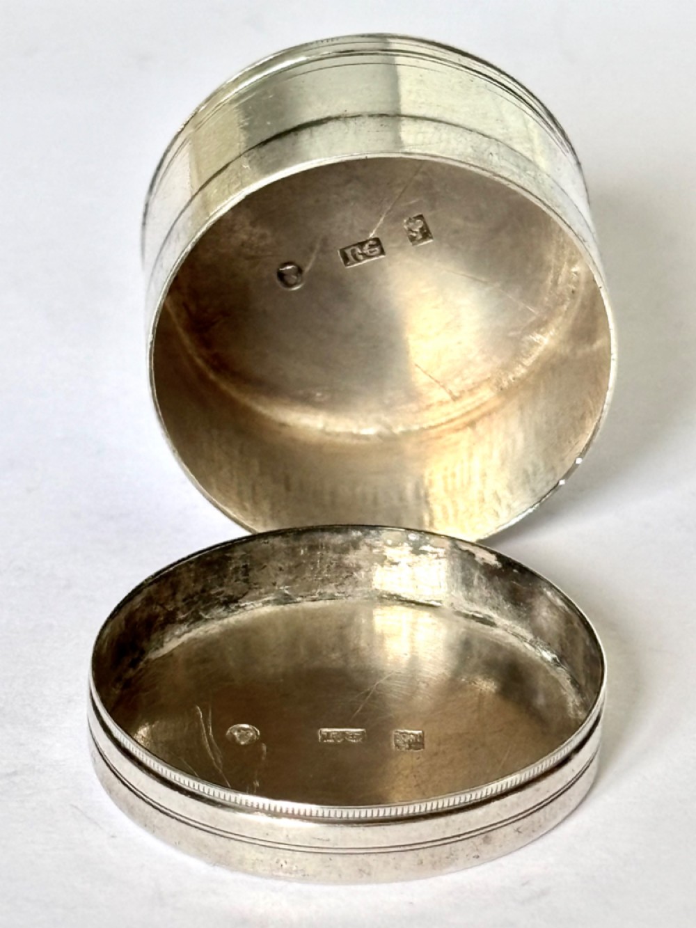 George III Sterling Silver PATCH PILL PYX Box LONDON c1790’s Maker RC View VIII