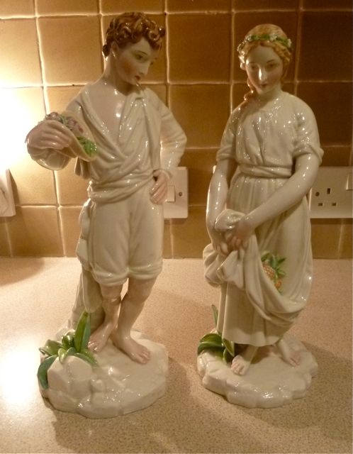 fig 1. BEAUTIFUL PAIR OF EARLY ROYAL WORCESTER FIGURES