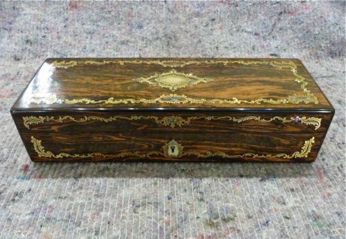 A Very Pretty Fitted Sewing Box