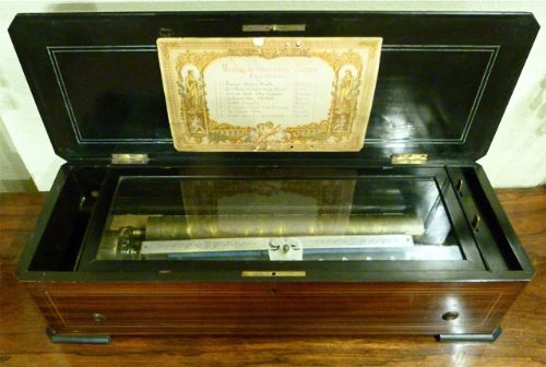 A Fine Large "Mandoline Expressive: Swiss Music Box