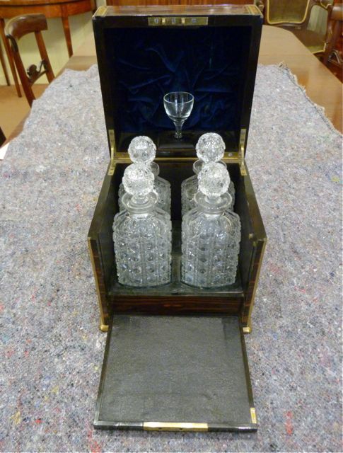 A Very Fine Coromandel-wood Decanter Box