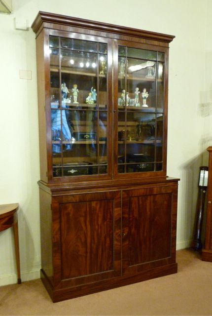 fig 1. FINE MAHOGANY LIBRARY BOOKCASE