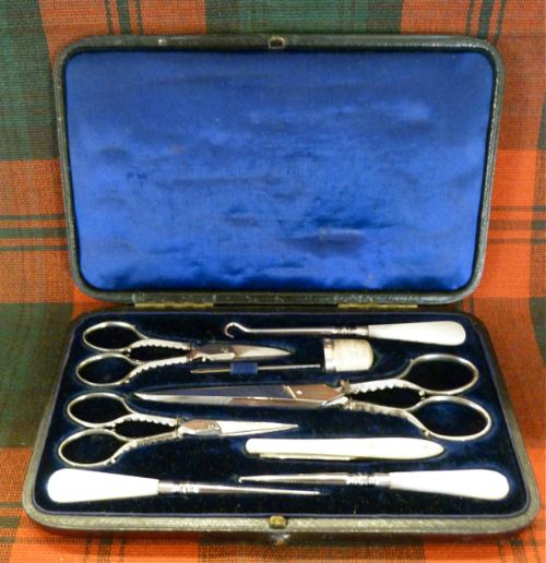 A Complete Fitted Nécessaire Retailed by Asprey