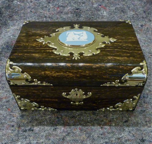 Good Original Lady's Jewellery Box