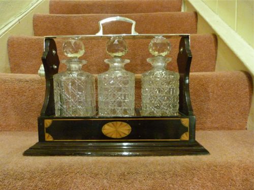 Good Inlaid 3-Bottle Tantalus