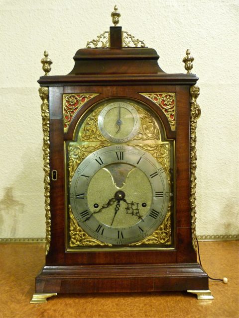Fine English 18th Century Verge Bracket Clock