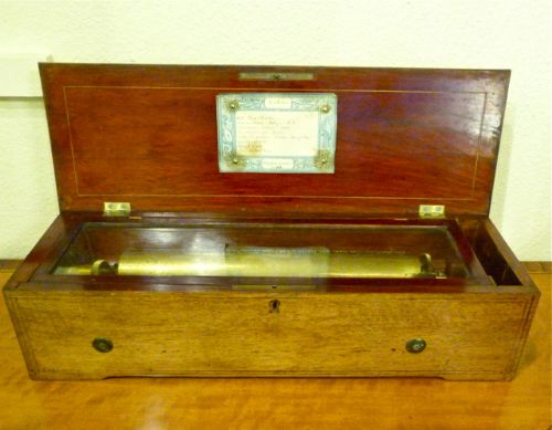 fig 1. GOOD EARLY SWISS MUSIC BOX by LECOULTRE