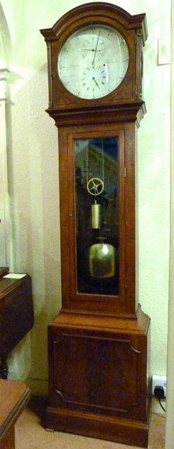 fig 1. ENGLISH LONGCASE REGULATOR OF SMALL SIZE