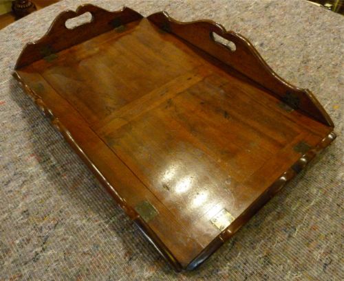 fig 1. GOOD GEORGE III MAHOGANY BUTLERS TRAY