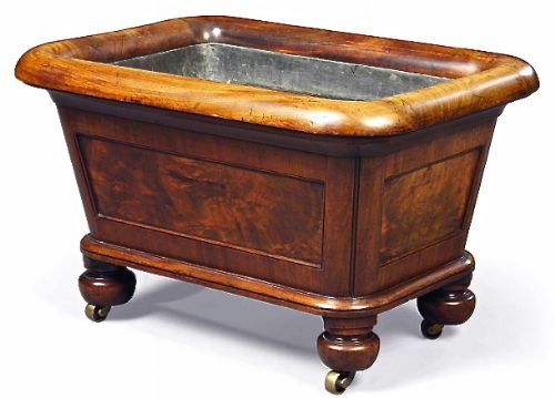 Fine "Cistern" Wine Cooler by Gillows of Lancaster
