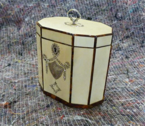 fig 1. LATE 18TH CENTURY IVORY TEA CADDY