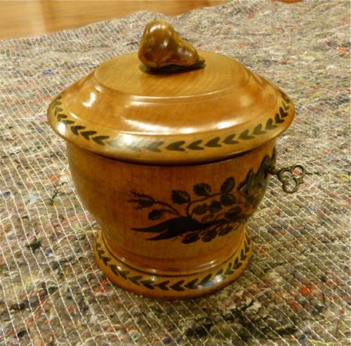 Rare Urn-shaped "Fruit" Tea Caddy