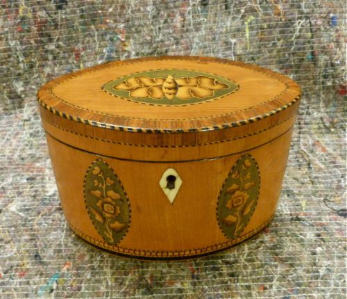 Late 18th Century Satinwood "Navette" Shaped Caddy