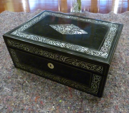 fig 1. A GOOD SEWING BOX WITH SUPERB ORIGINAL CONTENTS