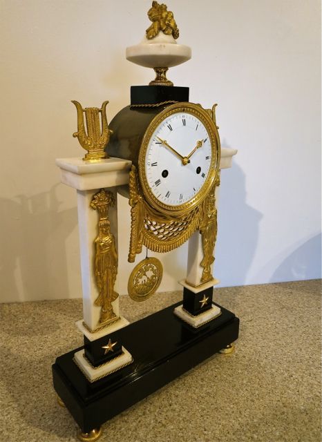 fig 1. IMPRESSIVE EARLY 19TH CENTURY FRENCH MANTLE CLOCK