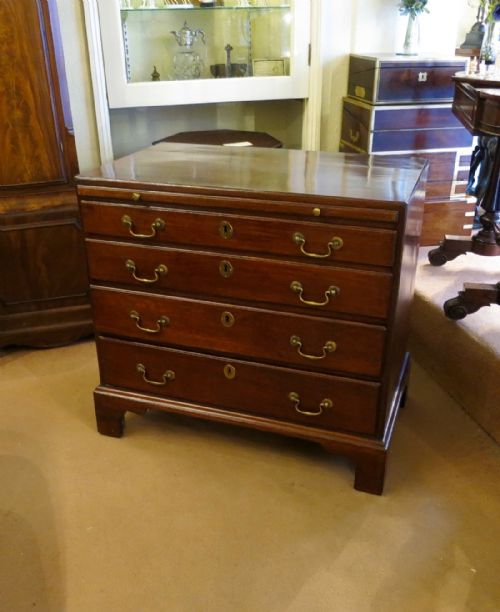 George III Mahogany Chest-of-drawers of Compact Size
