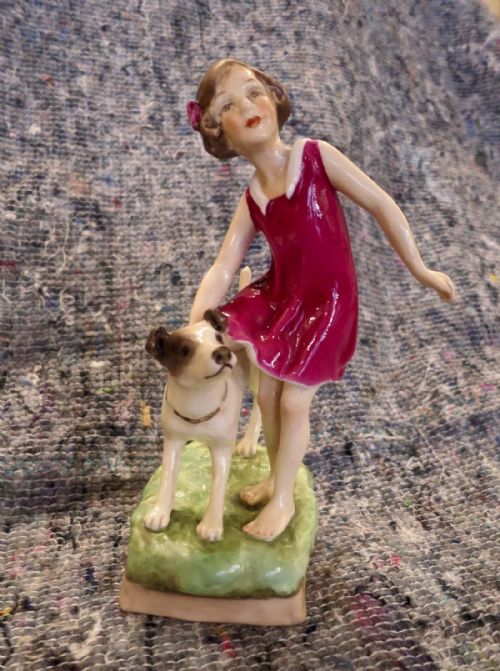 Royal Worcester Figure: "Playmates"