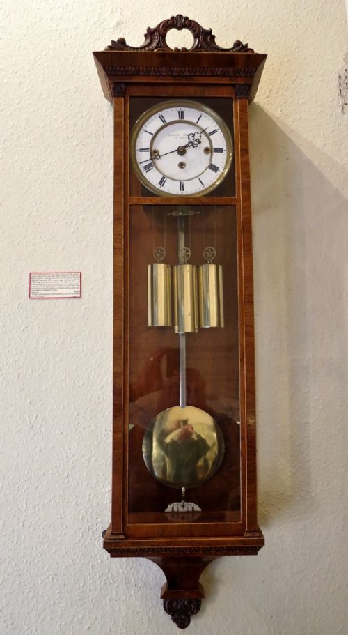 Grand Sonnerie  3-Wt Vienna Regulator