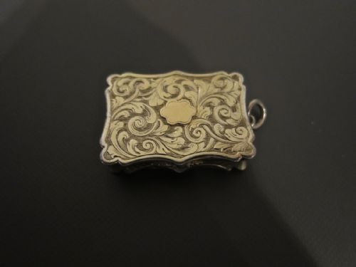Silver-gilt Vinaigrette by Nathaniel Mills
