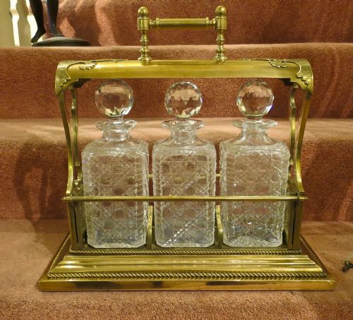 Very Good Victorian Gilt Tantalus