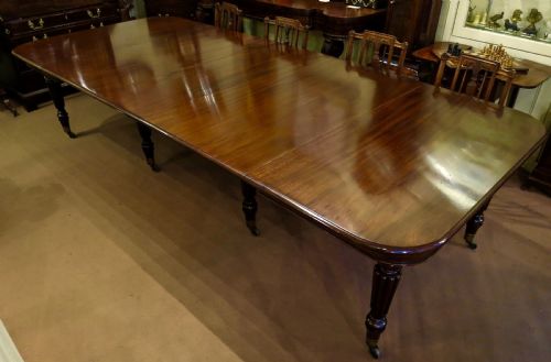 fig 1. LARGE 12-SEAT DINING TABLE BY GILLOWS