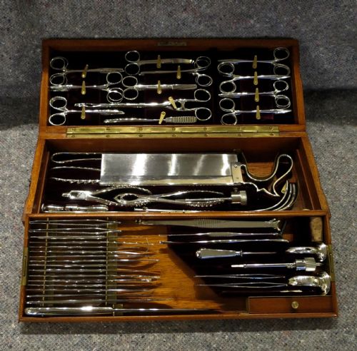 Large Fully-fitted Surgeon's "Field" Case