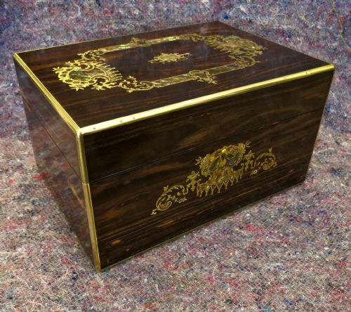 fig 1. LADYS INLAID & WELL FITTED DRESSING CASE
